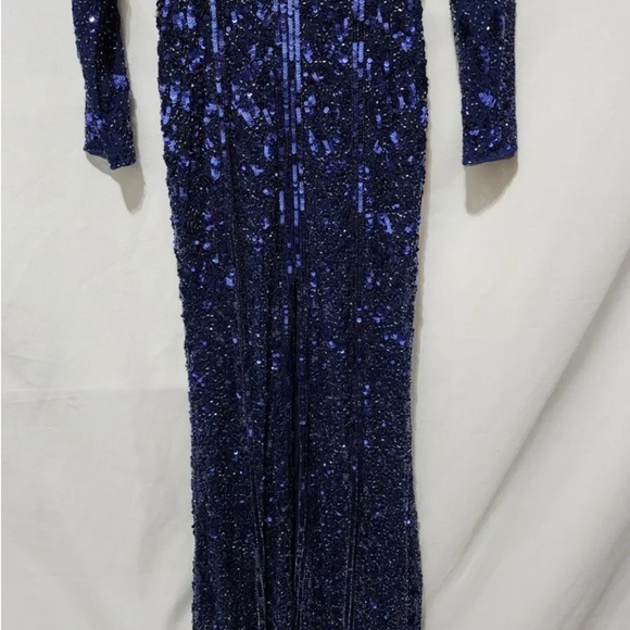 Mac Duggal 5002# Size 12 Embellished Front Slit Long-Sleeve Midnight Blue Gown - Picture 6 of 6